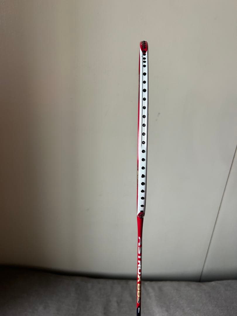 バドミントンヨネックスアストロクス88s4UG5限定カラー赤