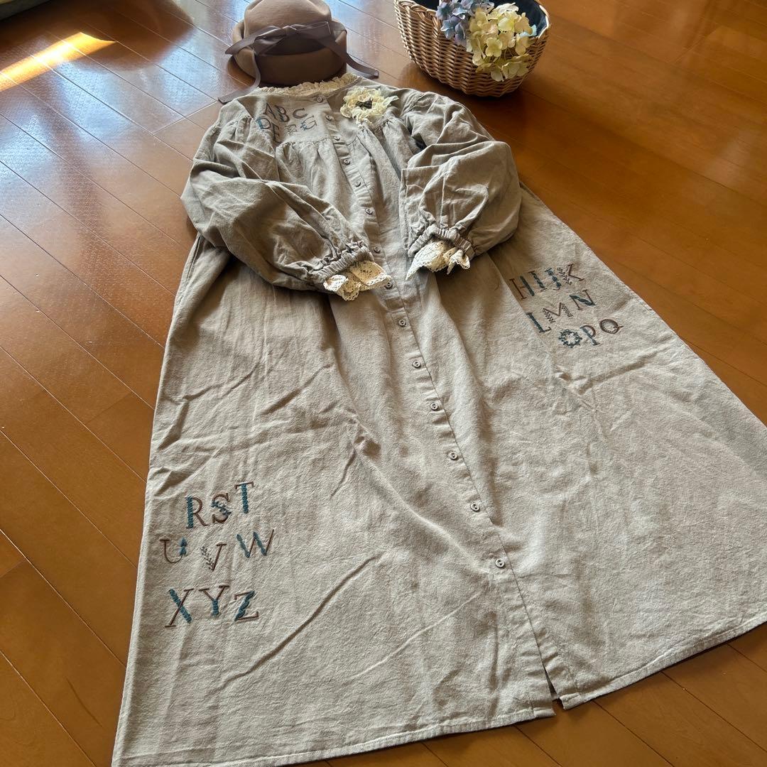 【新品タグ付き】サマンサモスモス×マカベアリス＊刺繍ワンピース★完売品