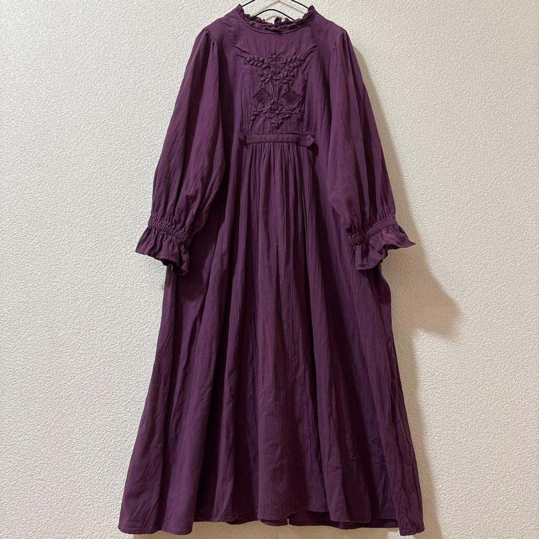 極美品　ツハルバイサマンサモスモス リネン混 ワンピース 立体 ビーズ 刺繍