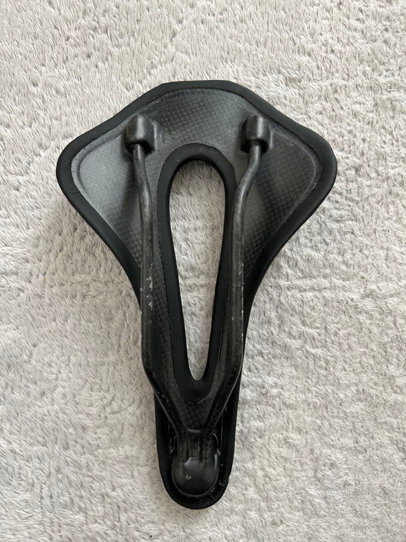 YOELEO CL MAX 超軽量カーボンサドル 幅140mm