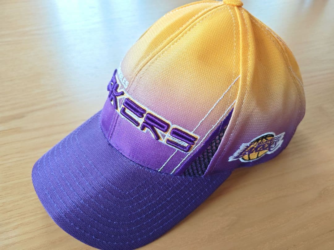 ロサンゼルス・レイカーズ　NBA PUMA キャップ 2001年現地購入2点