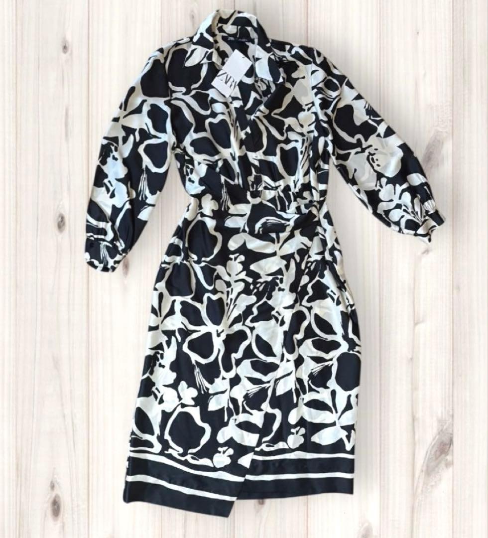 新品未使用☆ZARA ロングシャツワンピース 大きめ花柄 モノトーン