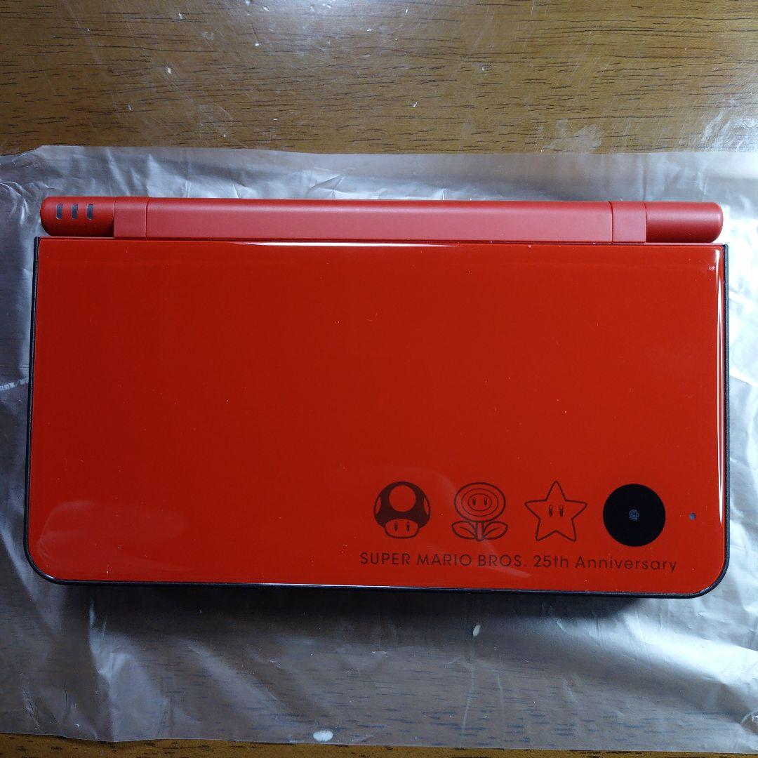 【極美品】Nintendo DSi LL スーパーマリオブラザーズ 25周年記念