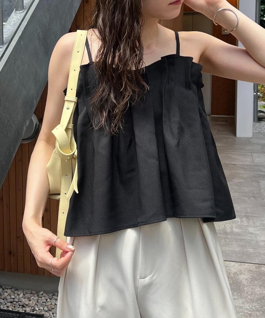 新品 CAPRICIEUX LE'MAGE オールシーズン◎ タックフレアキャミ