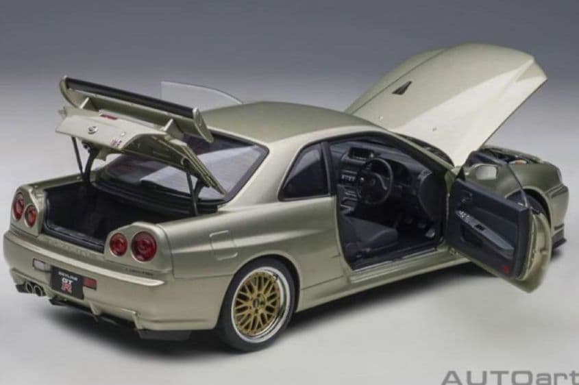 A*n様 早い者勝ち!オートアート 1/18 GT-R V-specⅡ NUR