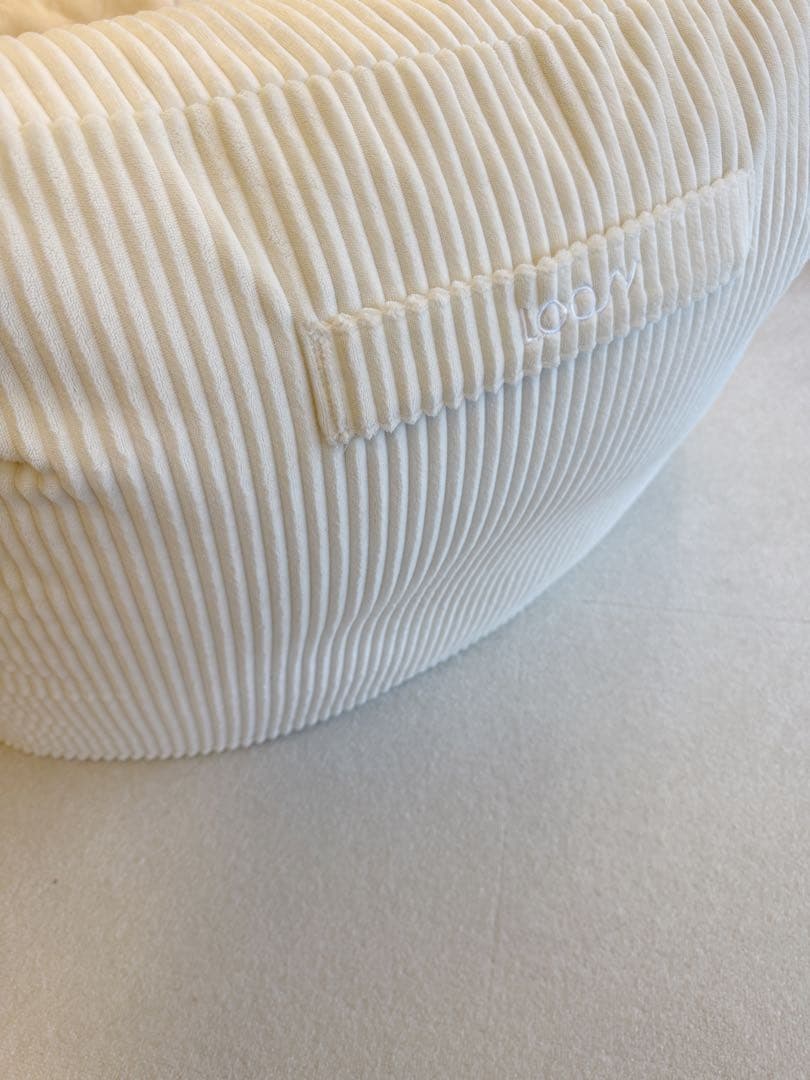【本日限定特価】超美品 loosy コーデュロイ ビーズクッション ホワイト