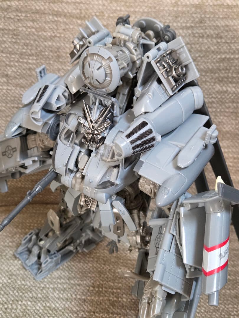 【開封品】 SS-08 ブラックアウト トランスフォーマー スタジオシリーズ