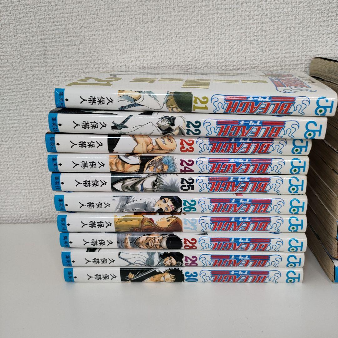 [送料無料] BLEACH 漫画全巻(1~74)+関連本1巻