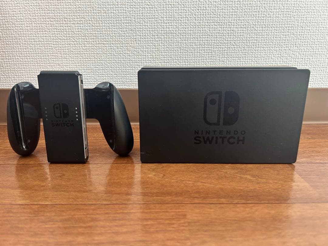 任天堂 Nintendo Switch 本体（SDカード付　256GB)