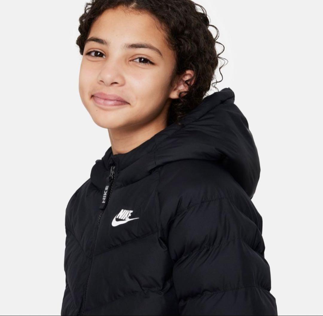 【新品】Nike キッズ　ダウンコート 130cm