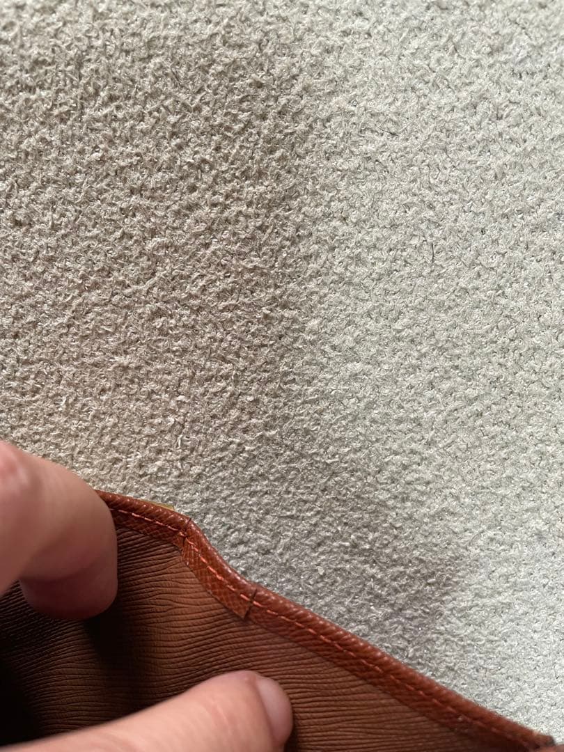 Louis Vuitton モノグラムキーケース　お札入れ