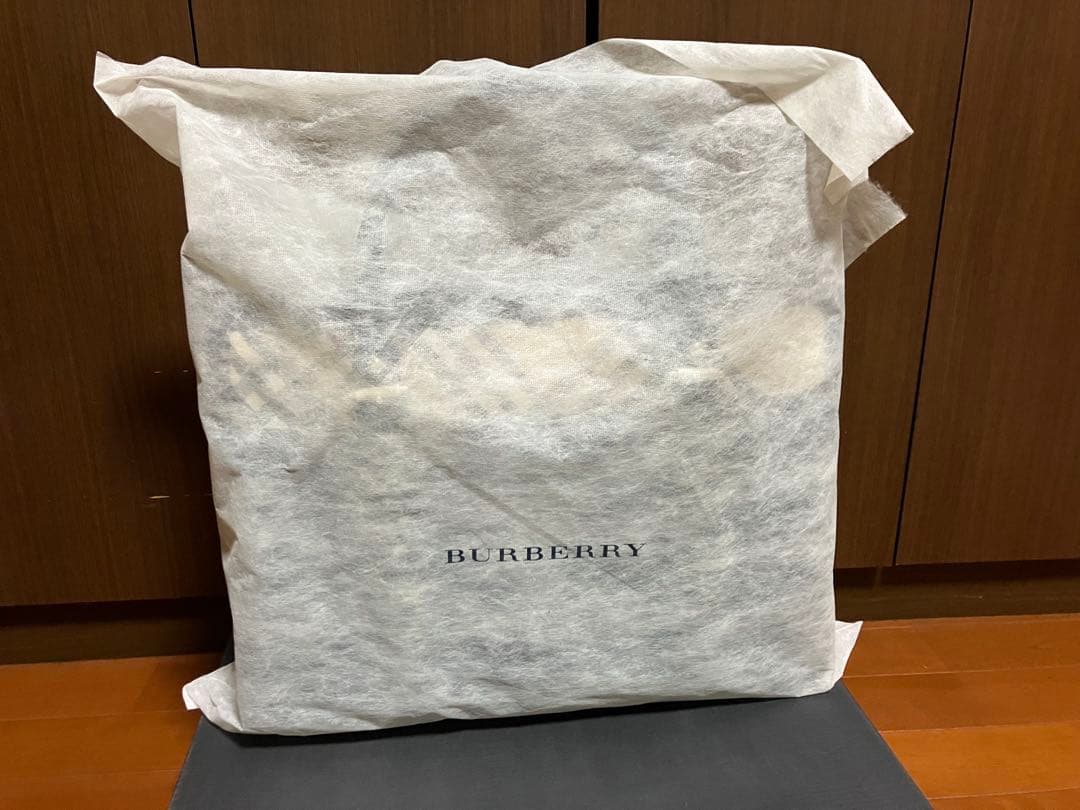Burberry チェック黒 トートバッグ　YD 4351DJ 09