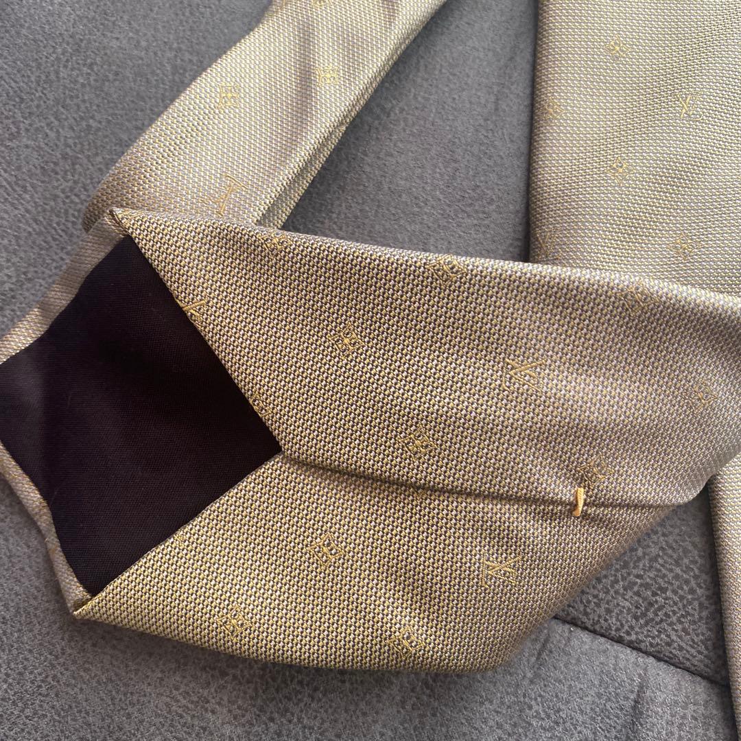 LOUIS VITTON ネクタイ 美品