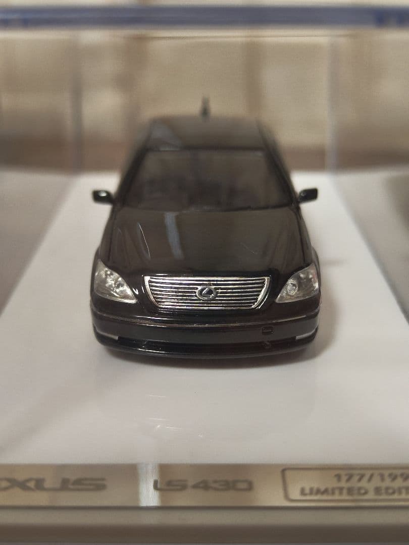Hunter Garage 1/64 レクサス LS430 ブラック