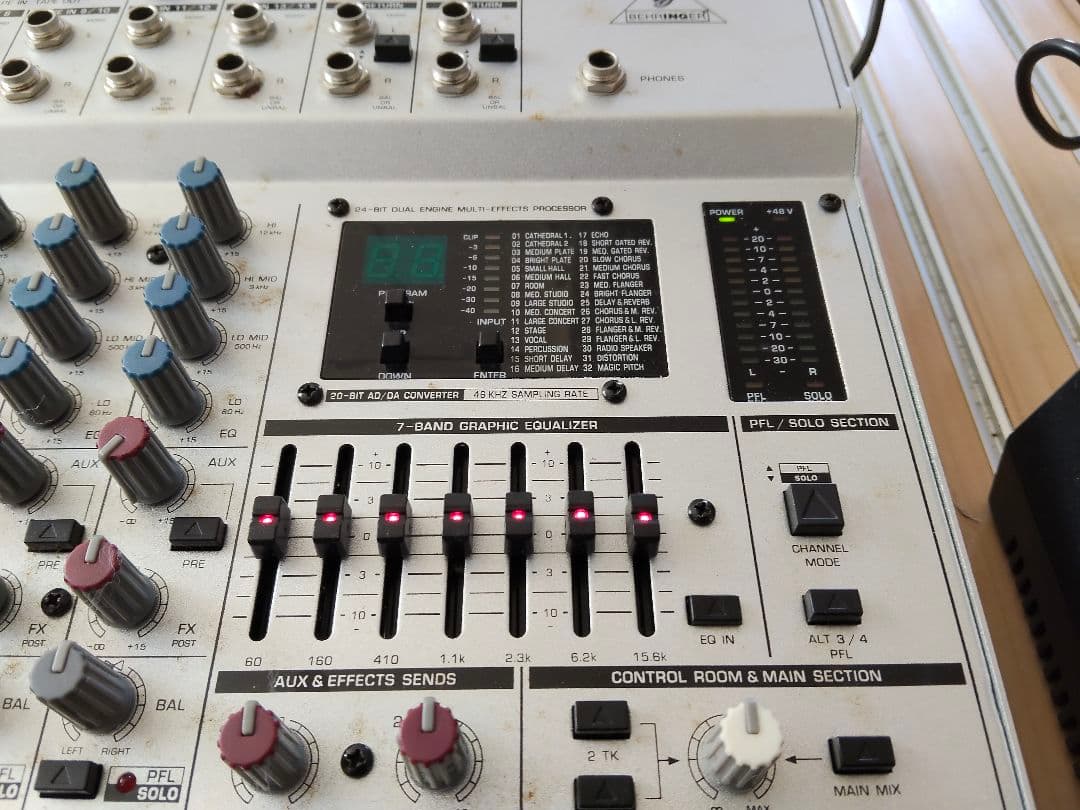 た*ば様 BEHRINGER EUROPACK MX1804X アナログミキサー