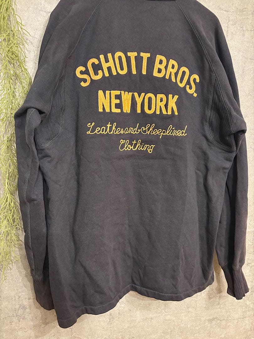 Schott ダークグレー スウェットシャツ