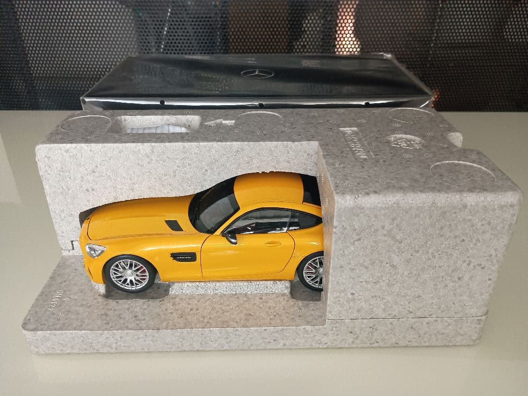 メルセデス特注 メルセデス ベンツ Mercedes AMG GT S 1/18