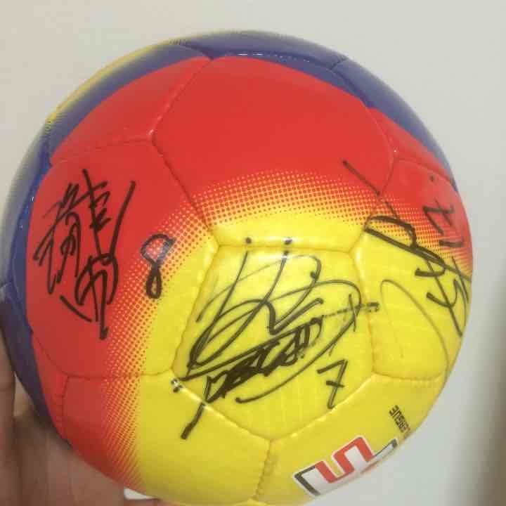 Fリーグ開幕記念 ペスカドーラ町田 サイン入りフットサルボール