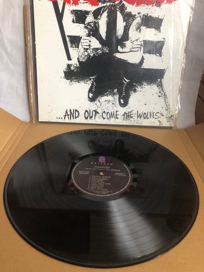 ランシド　レコード ...AND OUT COME THE WOLVES