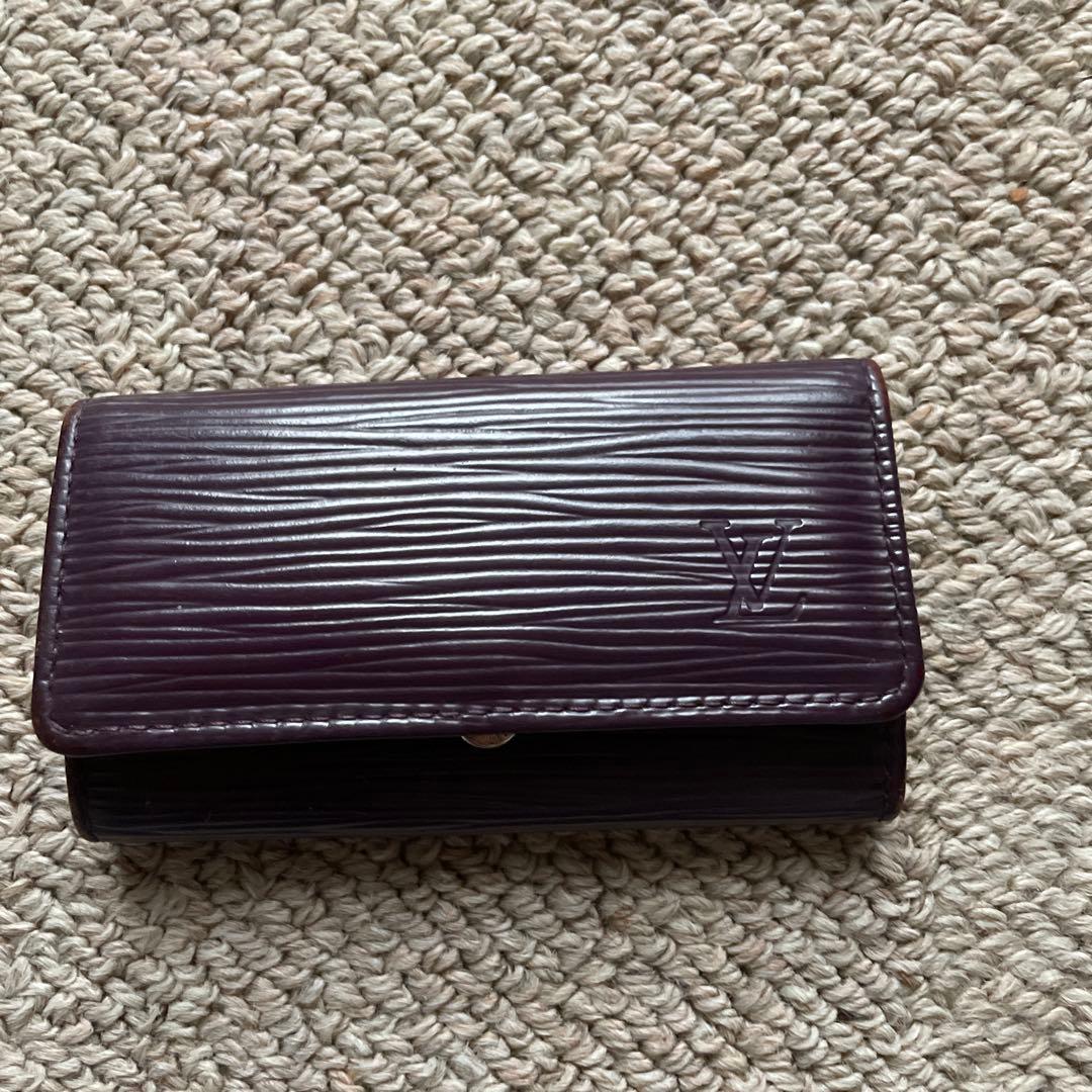LOUIS VUITTON パープルキーケース
