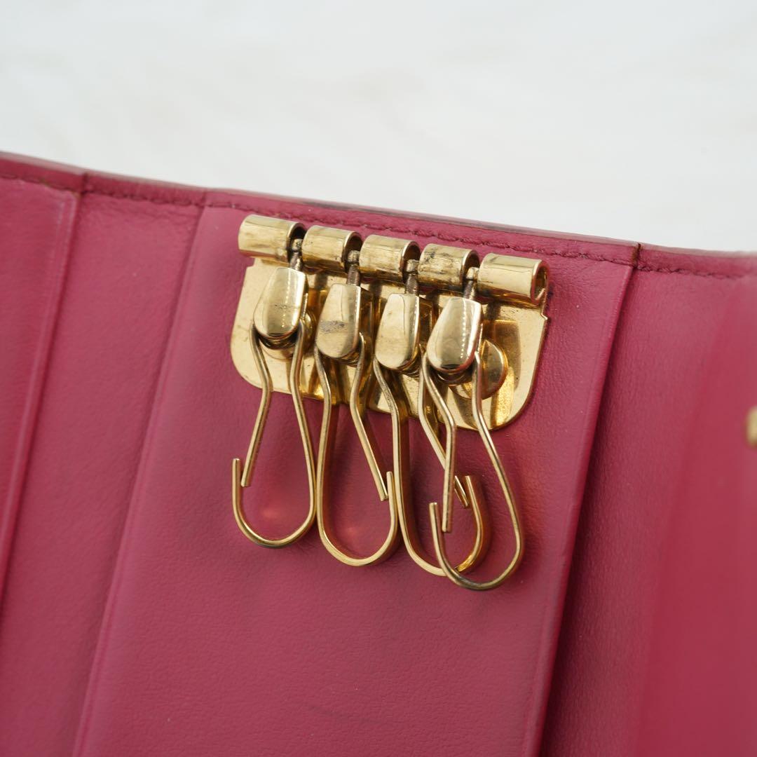 極美品　PRADA プラダ　キーケース　サフィアーノ　リボン　ロゴグラム　ピンク