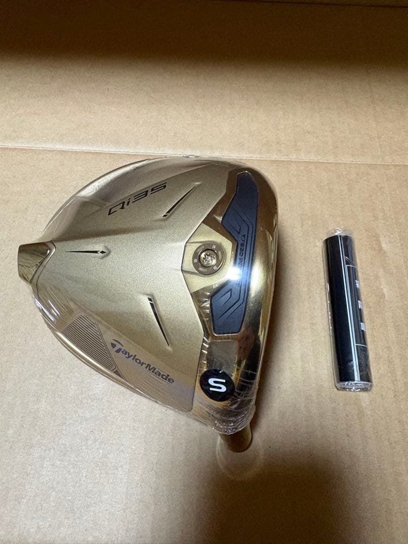 Qi35 デザイナーシリーズ ゴールド ドライバー 10.5° ヘッド 新品
