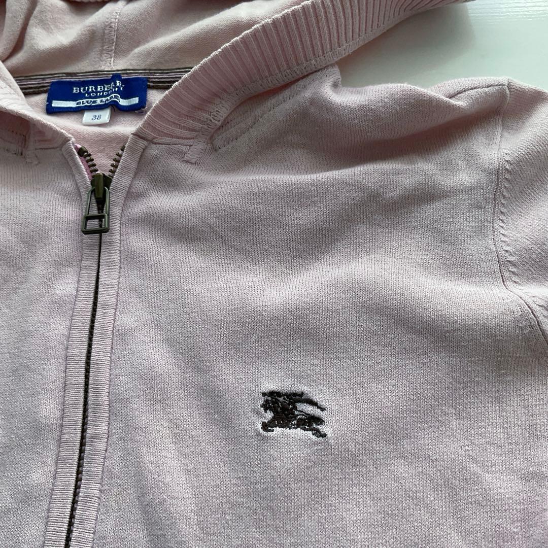 BURBERRY BLUE LABEL ピンクジップアップニットパーカー