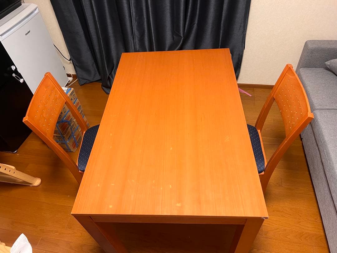 組み立て簡単！木製ダイニングテーブル 中型 椅子2脚セット