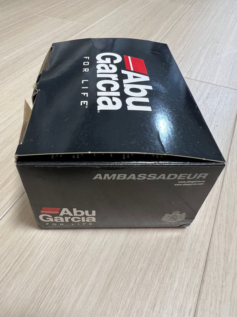 希少　超美品　Abu Garcia 5601C4 ベイトリール　左巻き　ブルー