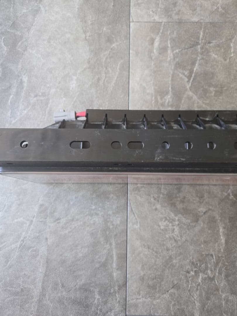 トラック用　KOITO 小糸　３連LED　テールランプ