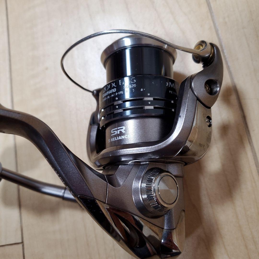 コンプレックス　F3 2000HGS　シマノ　リール