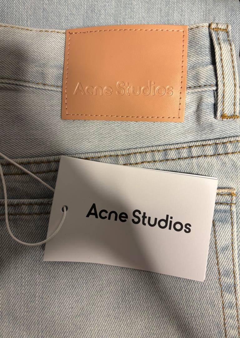 や*む様 Acne studios ルーズフィットジーンズ - 2021M