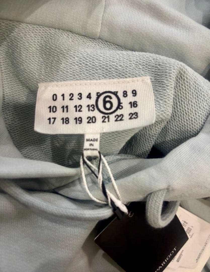 【新品タグ付き】MM6 Maison Margiela プルオーバーパーカー