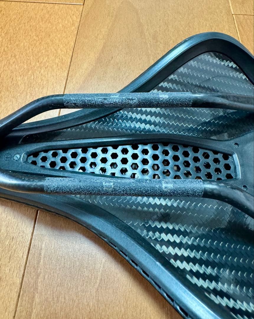 S-works パワーミラーサドル 155mm power mirror