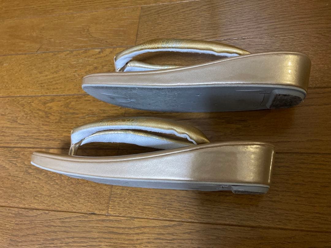 草履バッグセット　和装　成人式　振袖　結婚式　訪問着　着物　ゴールド
