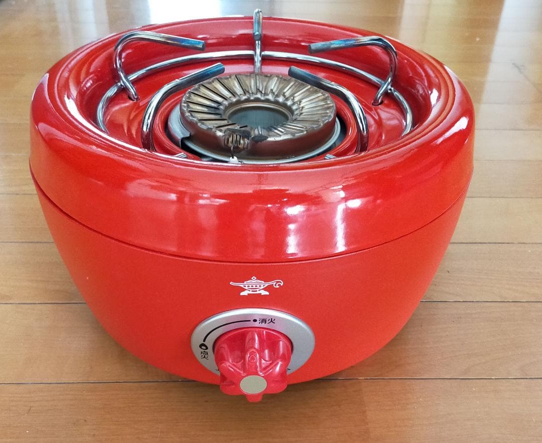 （お値下げ中）【アラジン】ポータブルガスカセットコンロ ヒバリン（赤）付属品アリ