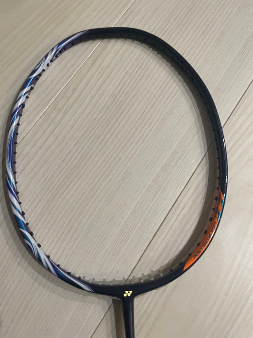 バドミントンラケット アストロックス 100zz