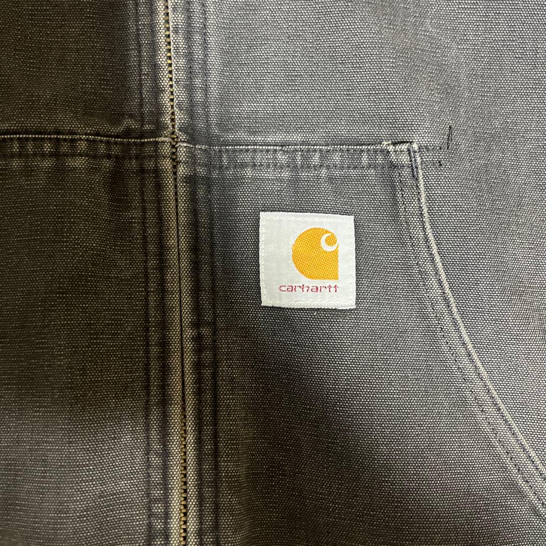 Carhartt ブラック ジップアップジャケット
