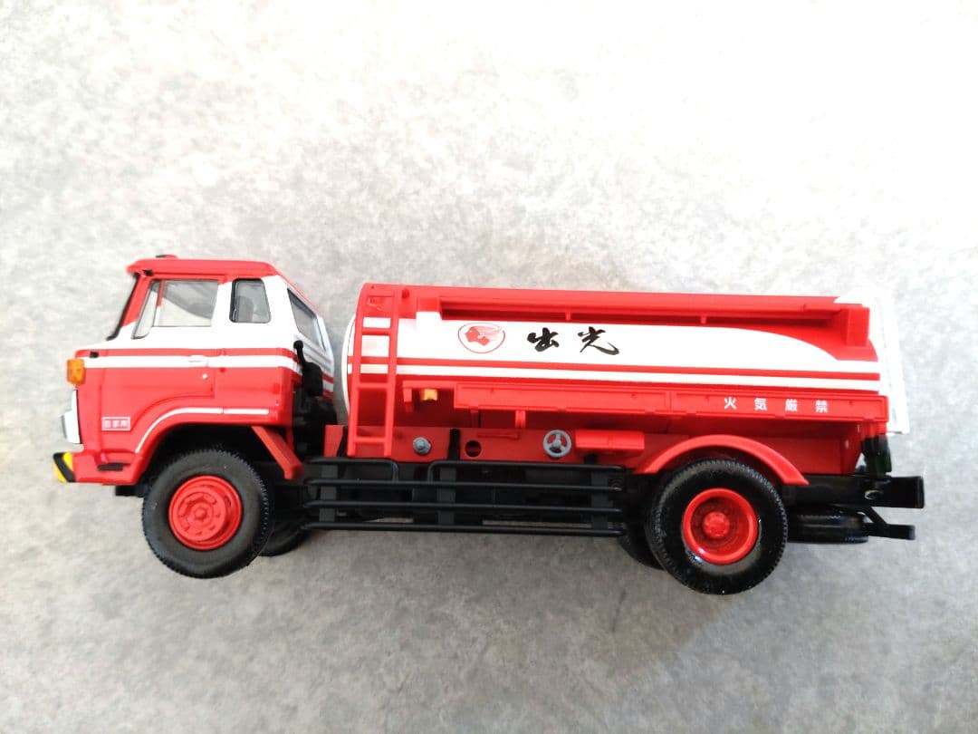 【絶版希少】【新品】TOMICALIMITED VINTAGE日野タンクローリー