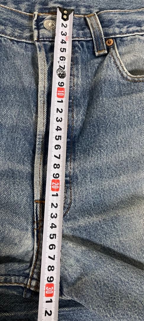 90年代のLevi's 501 USA製522 刻印  美しい色落ちとヒゲが特徴