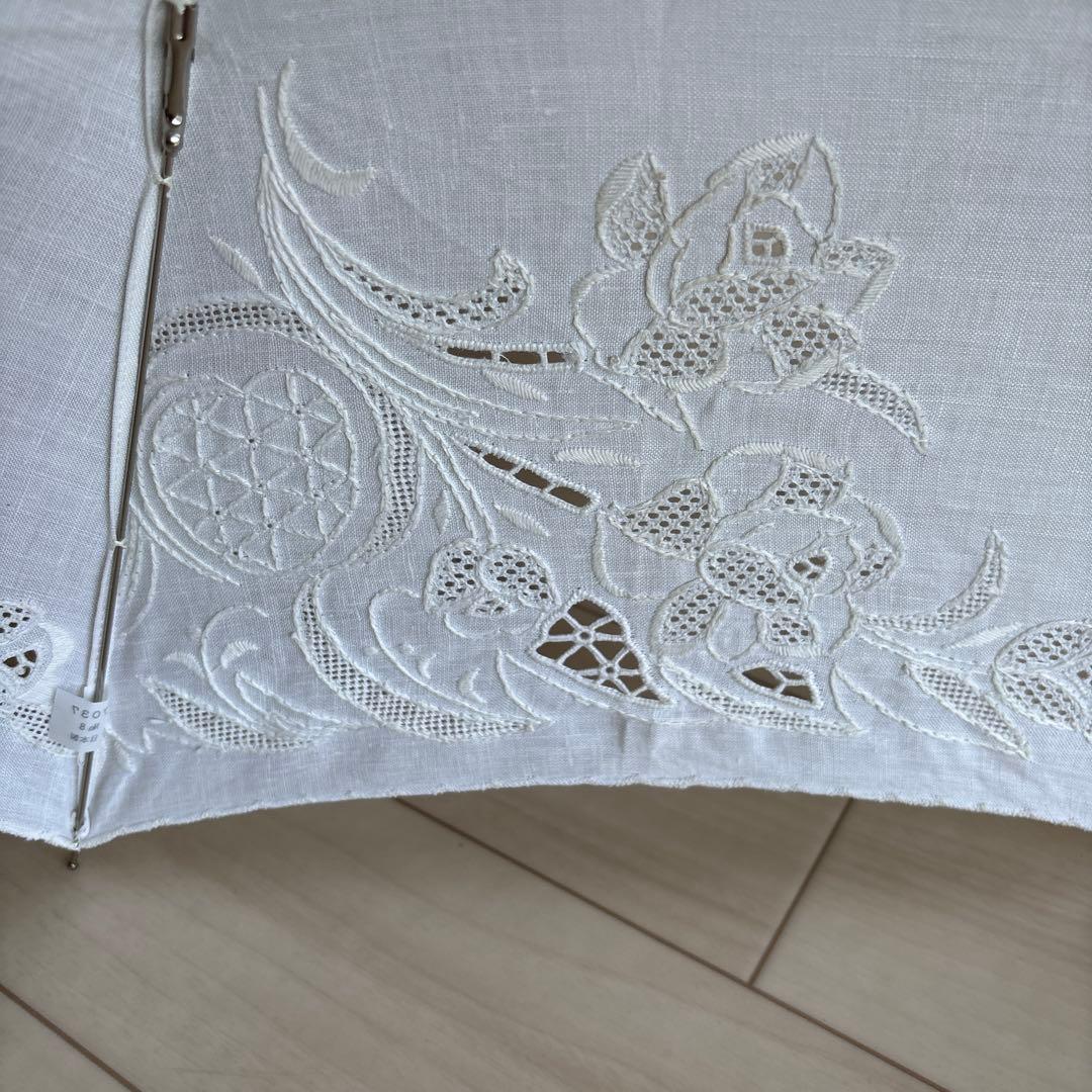 スワトウ　日本製　汕頭刺繍　AURORA ホワイト　折りたたみ日傘　麻　汕頭