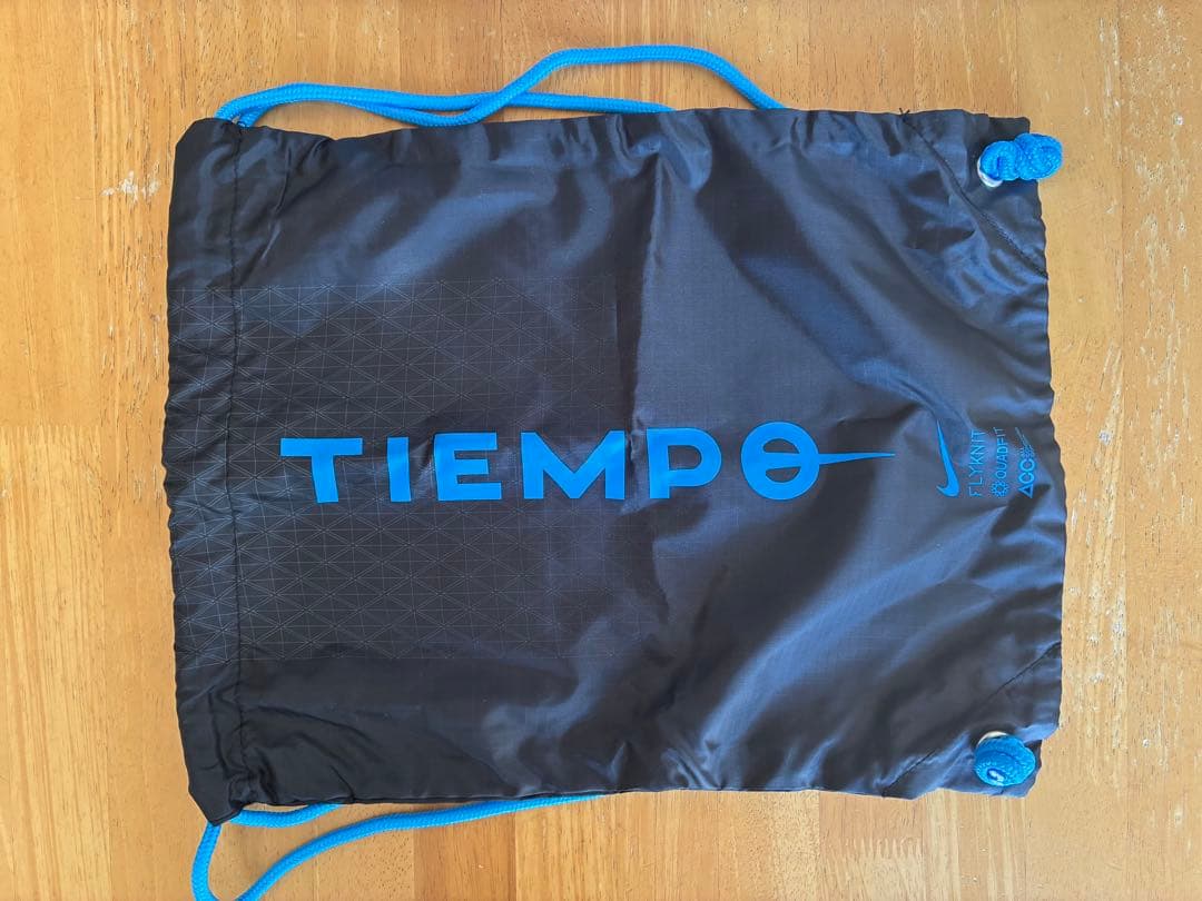 Nike Tiempo サッカーシューズ ブラック/ブルー