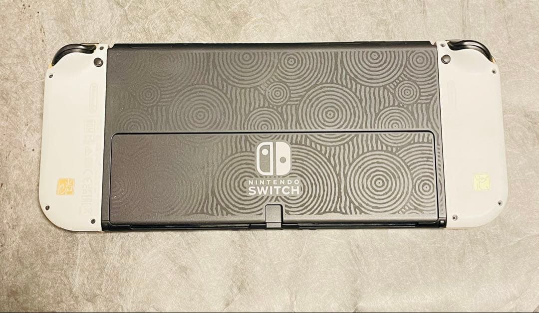 Switch (有機EL) & Joy-con & HORI製ハードケース