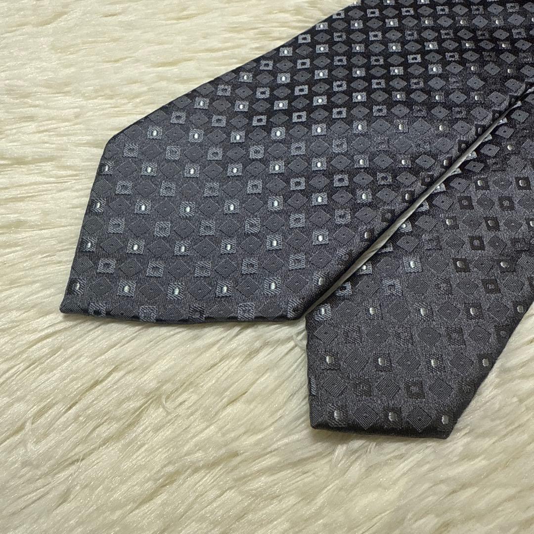 【未使用品】ARMANI ネクタイ　高級シルク　アルマーニ　光沢