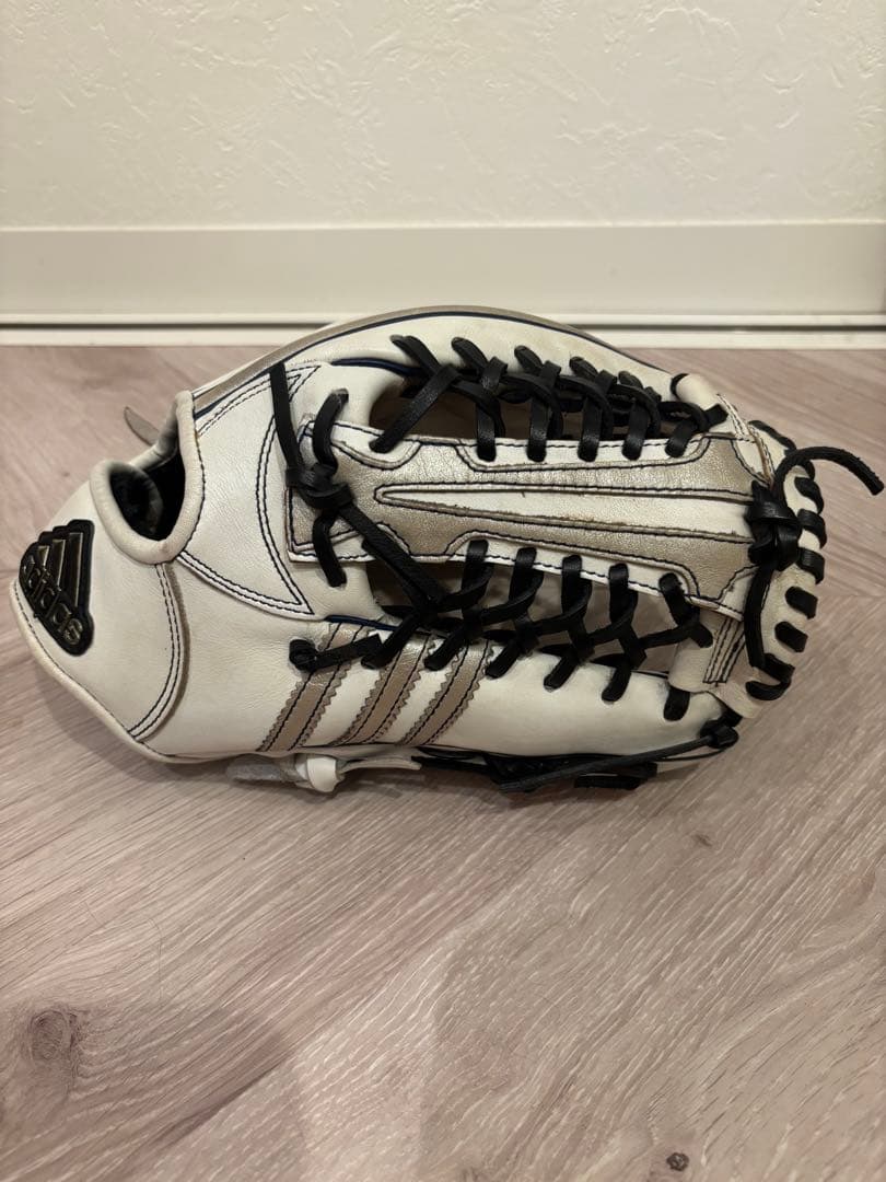 adidas adizero 軟式グラブ
