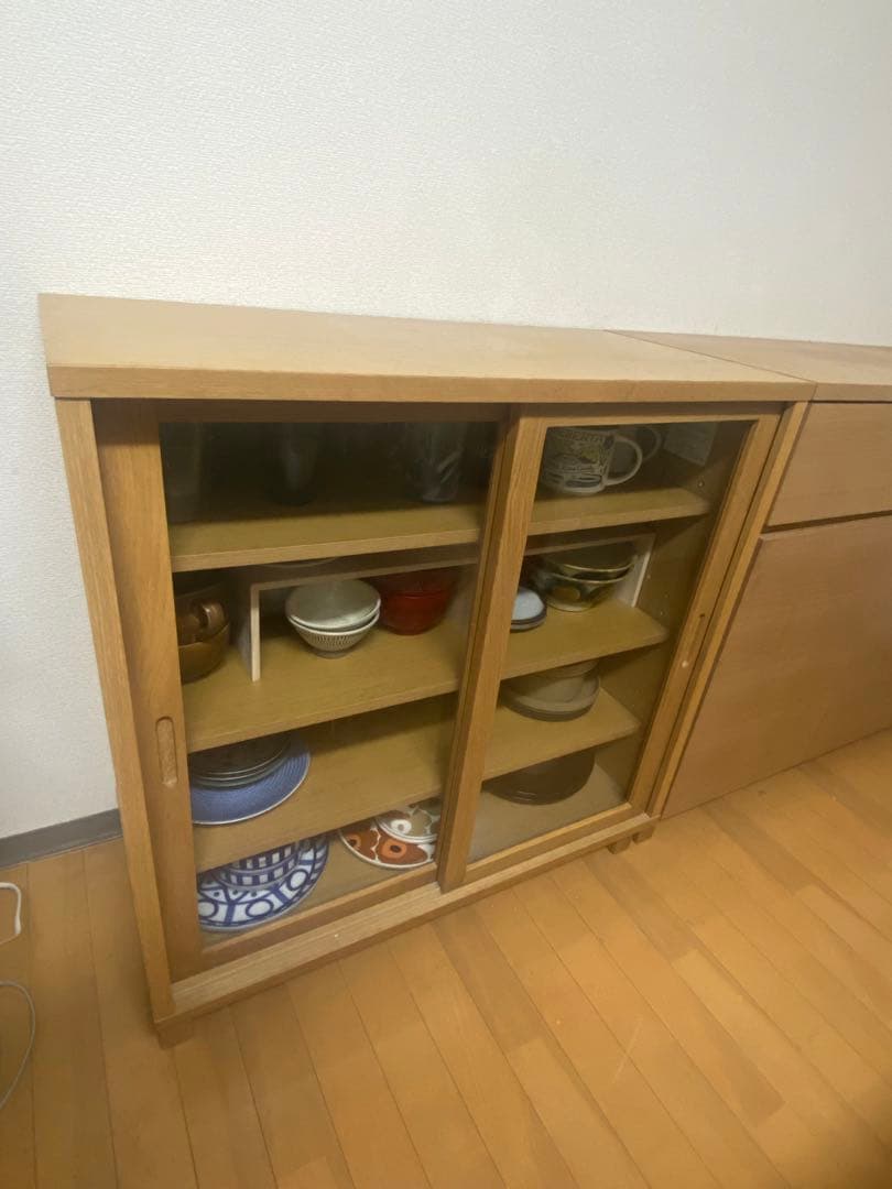 無印良品　オーク材　脚付キャビネット