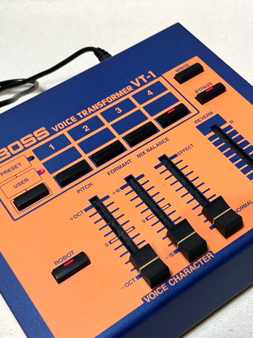 BOSS ボーズ　VT-1 ボイストランスフォーマー
