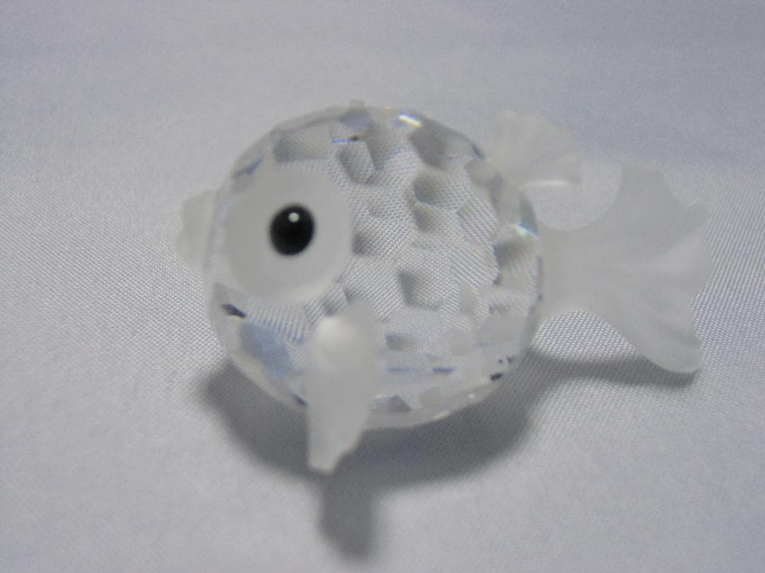 SWAROVSKI クリスタル 魚の置物　A041