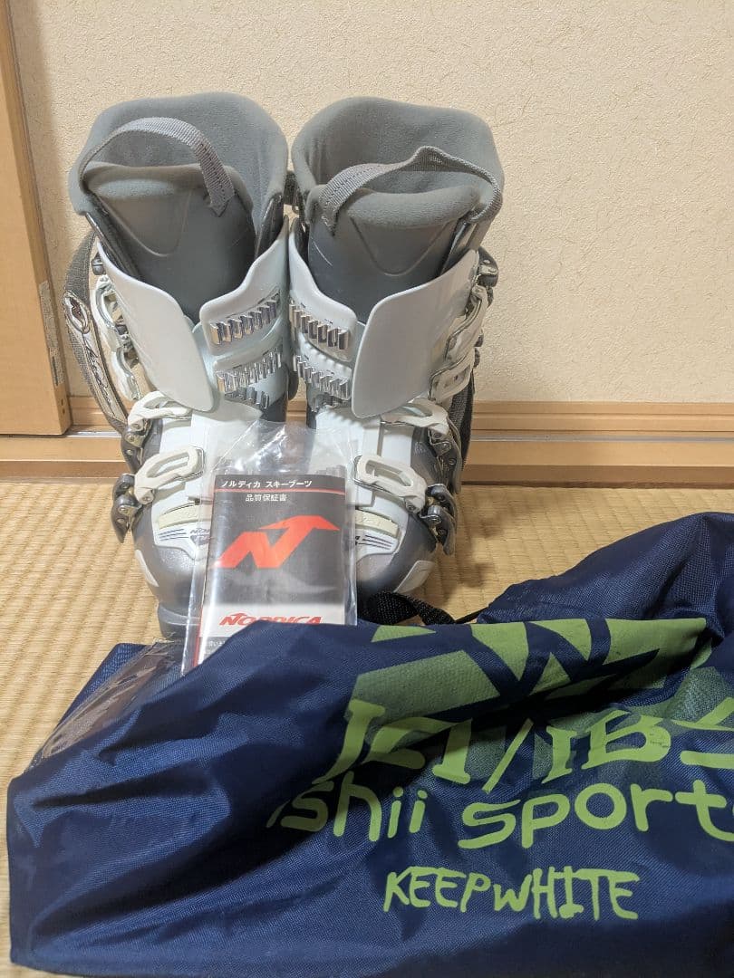 【一度のみ使用】Nordica スキーブーツ 　24〜24.5　23〜23.5