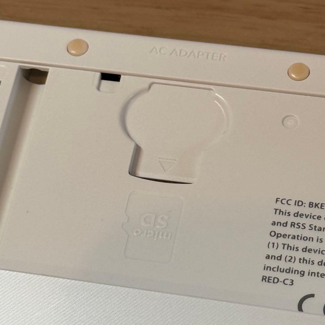 6-118 Newニンテンドー3DS LL パールホワイト